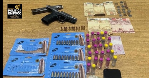 BRIGADA MILITAR APREENDE DROGAS, ARMA E MUNIÇÕES EM BAR NO CENTRO, QUE ACABA INTERDITADO