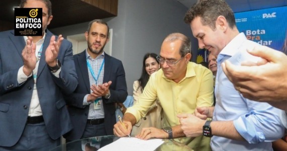 Mano Medeiros e ministro Jader Filho participam do encerramento do Bota Pra Andar
