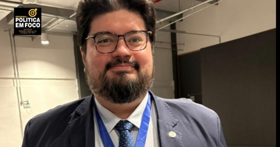 Renato Hayashi recebe Medalha Ministro Nunes Maia Filho
