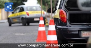 Fim das aulas práticas obrigatórias e CNH por até R$ 1 mil: Entenda a proposta do governo