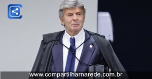 Julgamento de Bolsonaro: Fux diz que é necessário usar arma para configurar o crime