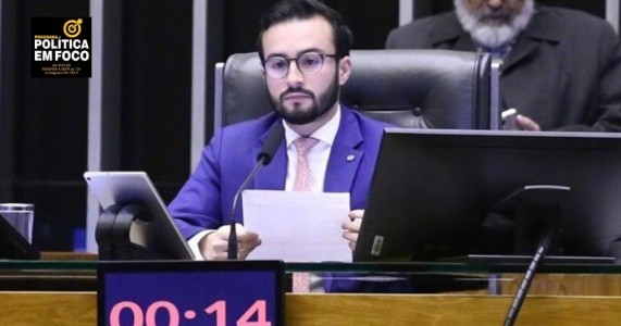 Deputado Lula da Fonte assina promulgação da Emenda Constitucional nº 136, beneficiando municípios