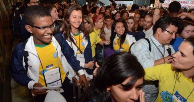 Programa Ganhe o Mundo inscreve alunos de escolas públicas estaduais para intercâmbio