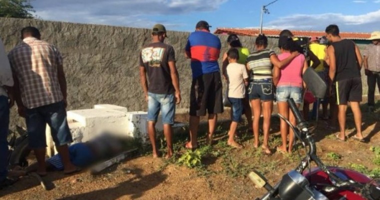 Motociclista morre e carona fica ferido em acidente na zona rural de Juazeiro-BA