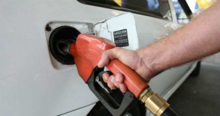 Petrobras anuncia altas de 1,40% no preço da gasolina e de 1,00% no diesel