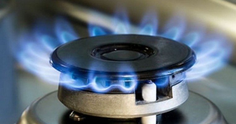 Meirelles confirma estudos sobre preço do gás para baixa renda