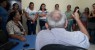 Por conta de atraso salarial, merendeiras da rede estadual em Petrolina cruzam os braços