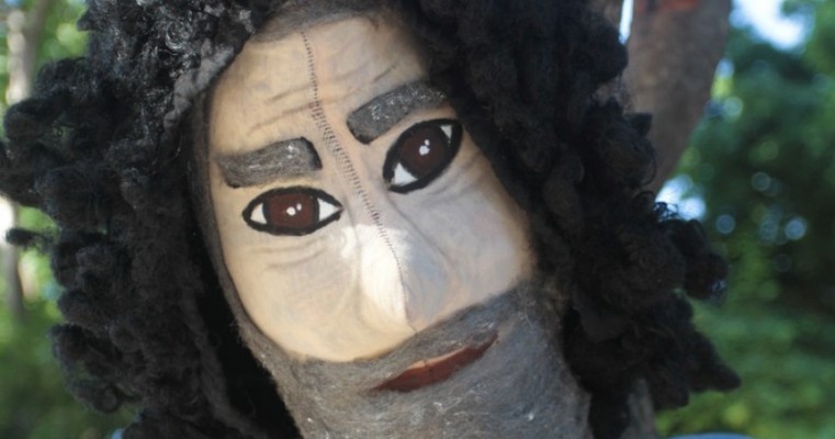 CONCURSO Festival no Jardim América premia o melhor Judas; boneco de Temer é o mais popular para a queima
