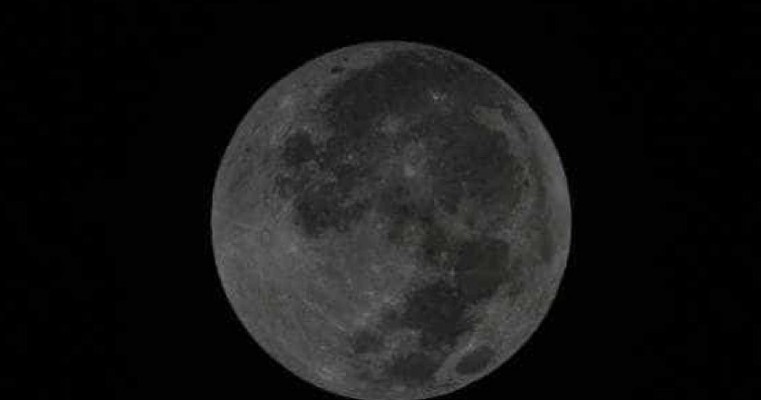 Lua Azul ocorre na noite deste sábado, pela segunda vez no ano