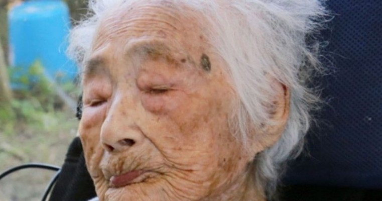 Morre aos 117 anos japonesa considerada a pessoa mais velha do mundo