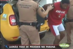 Ladrão algemado foge de policiais ao sair de viatura no Paraná