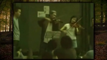 A Menina Surda Que Aprendeu Tocar Violino - Emocionante!!! 