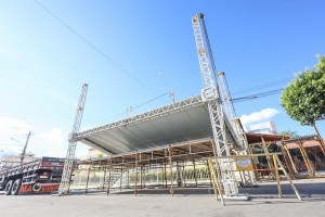 Montagem da estrutura do Carnaval de Petrolina foi iniciada nos polos da folia