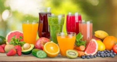 Recomendações de Hidratação e Receitas Detox para o Verão