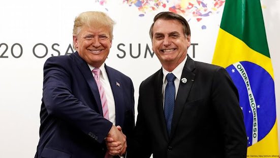 Dólar tem queda impressionante hoje após Bolsonaro pegar 27 anos de prisão; veja cotação do dia