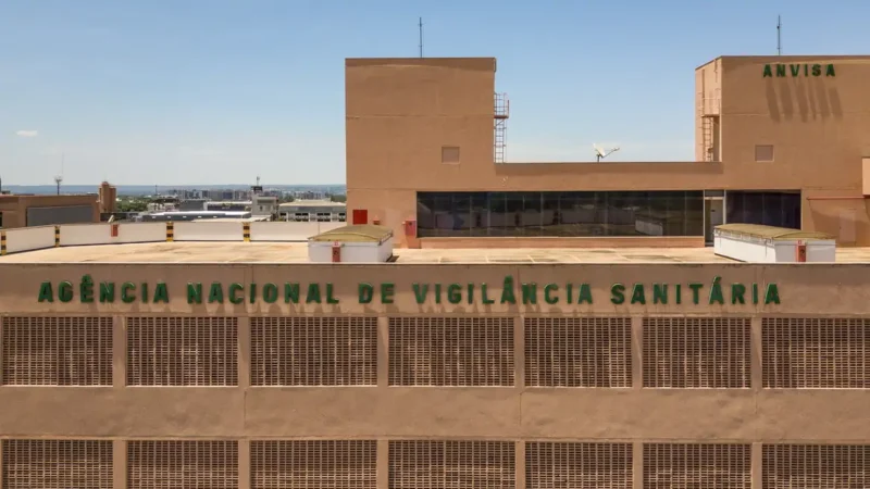 Anvisa proíbe lote falso de chá e suplementos inseguros para o consumo