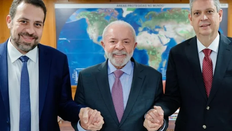 Lula escolhe Guilherme Boulos para ser o novo ministro da Secretaria-Geral da Presidência