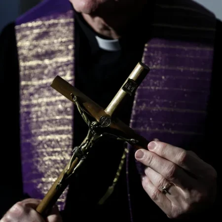 5 orações para o Dia de Todos os Santos