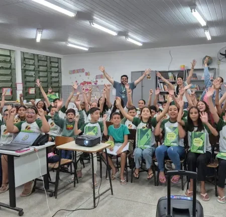 Caruaru já garante água potável em todas as unidades da Rede Municipal de Ensino de Caruaru desde 2017