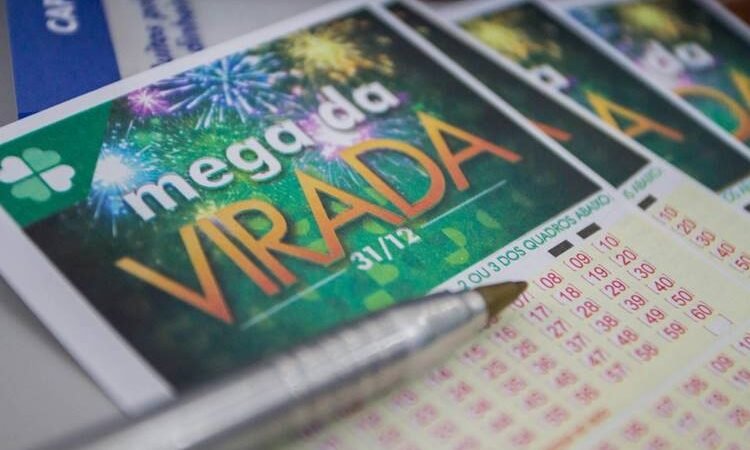 De olho no prêmio histórico da Mega da Virada, petrolinenses movimentam lotéricas