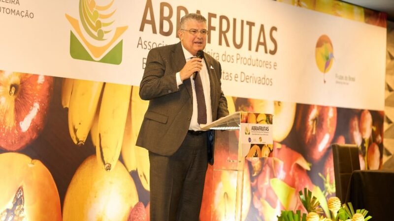 Guilherme Coelho comemora redução da taxação americana sobre frutas brasileiras e reforça atuação em defesa da fruticultura