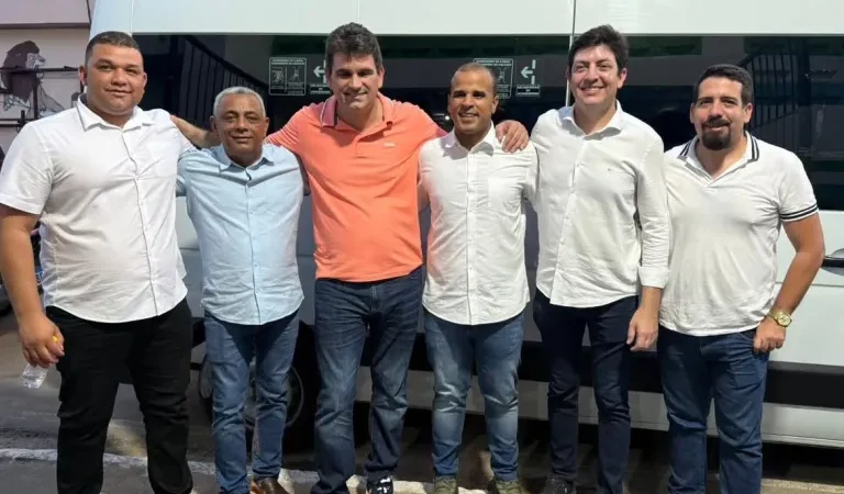 Tracunhaém: Irmão Aluízio prestigia agenda de Raquel Lyra em Chã de Alegria