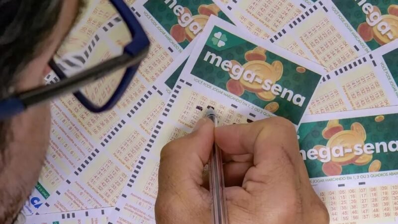 Mega da Virada vai pagar R$ 1 bilhão em prêmio; saibam as chances