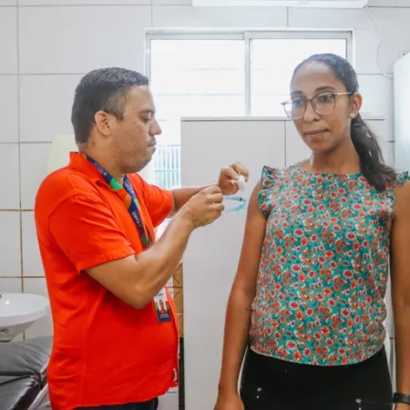 Prefeitura do Cabo inicia vacinação contra vírus causador da bronquiolite