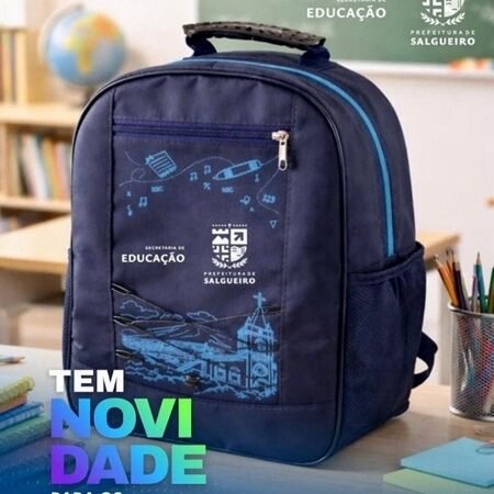 Secretária de Educação de Salgueiro apresenta nova mochila para o ano letivo 2026