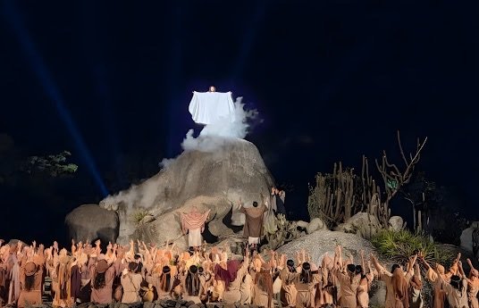 Paixão de Cristo de Nova Jerusalém promete temporada histórica com Jesus subindo aos céus e desaparecendo nas nuvens
