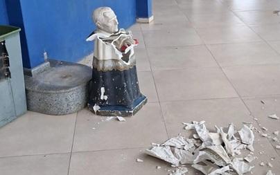 Turista argentina é detida após quebrar estátua de Padre Cícero na rodoviária do Crato-CE