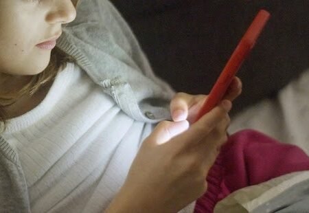 Seu filho usa WhatsApp? Saiba como o novo recurso permite que você tenha mais controle e evite contatos desconhecidos