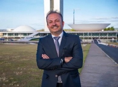 Fabinho faz mais uma visita a Brasília e articula emendas para investimentos em Salgueiro