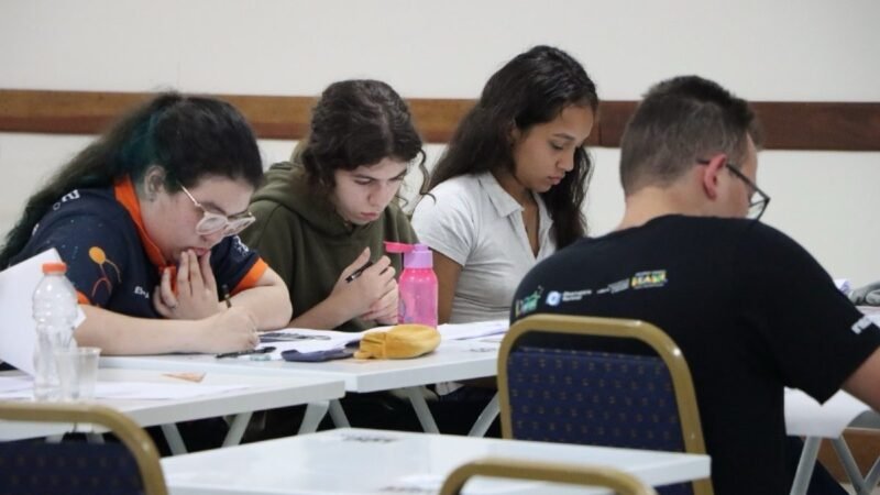 150 estudantes disputam vaga para as olimpíadas internacionais de astronomia e astrofísica