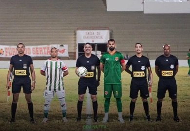 Petrolina vence Salgueiro fora de casa e mantém 100% no Pernambucano